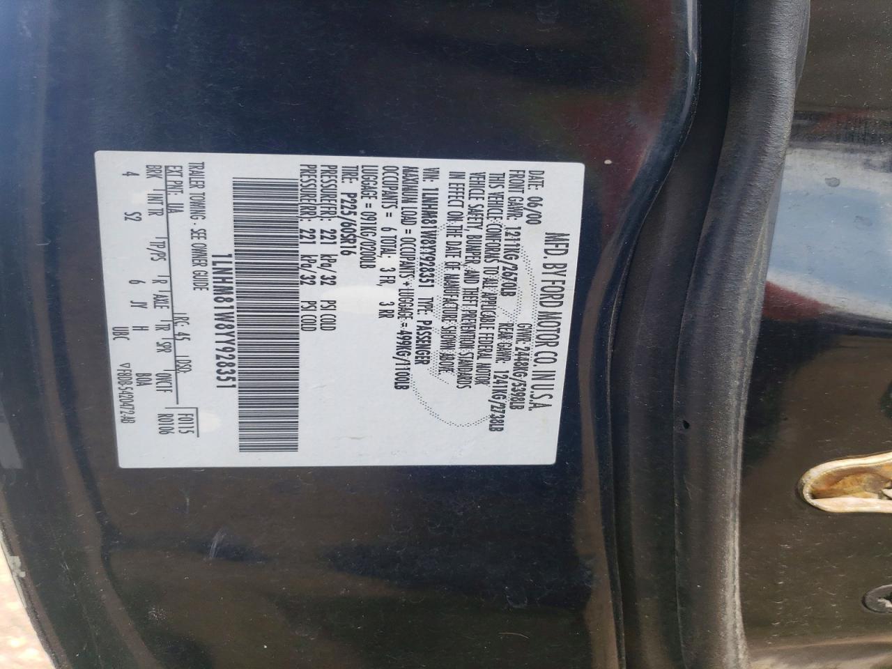 2000 Lincoln Town car Executive