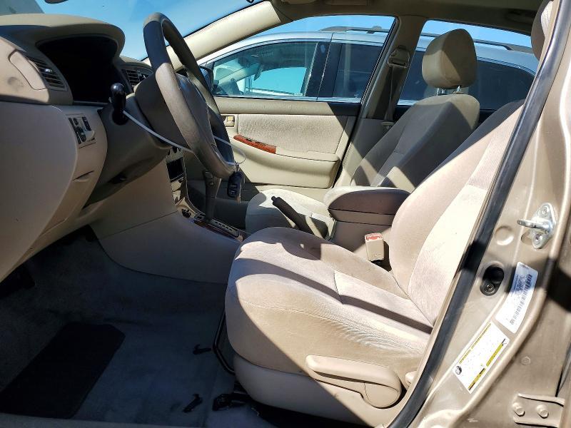 2005 Toyota Corolla le