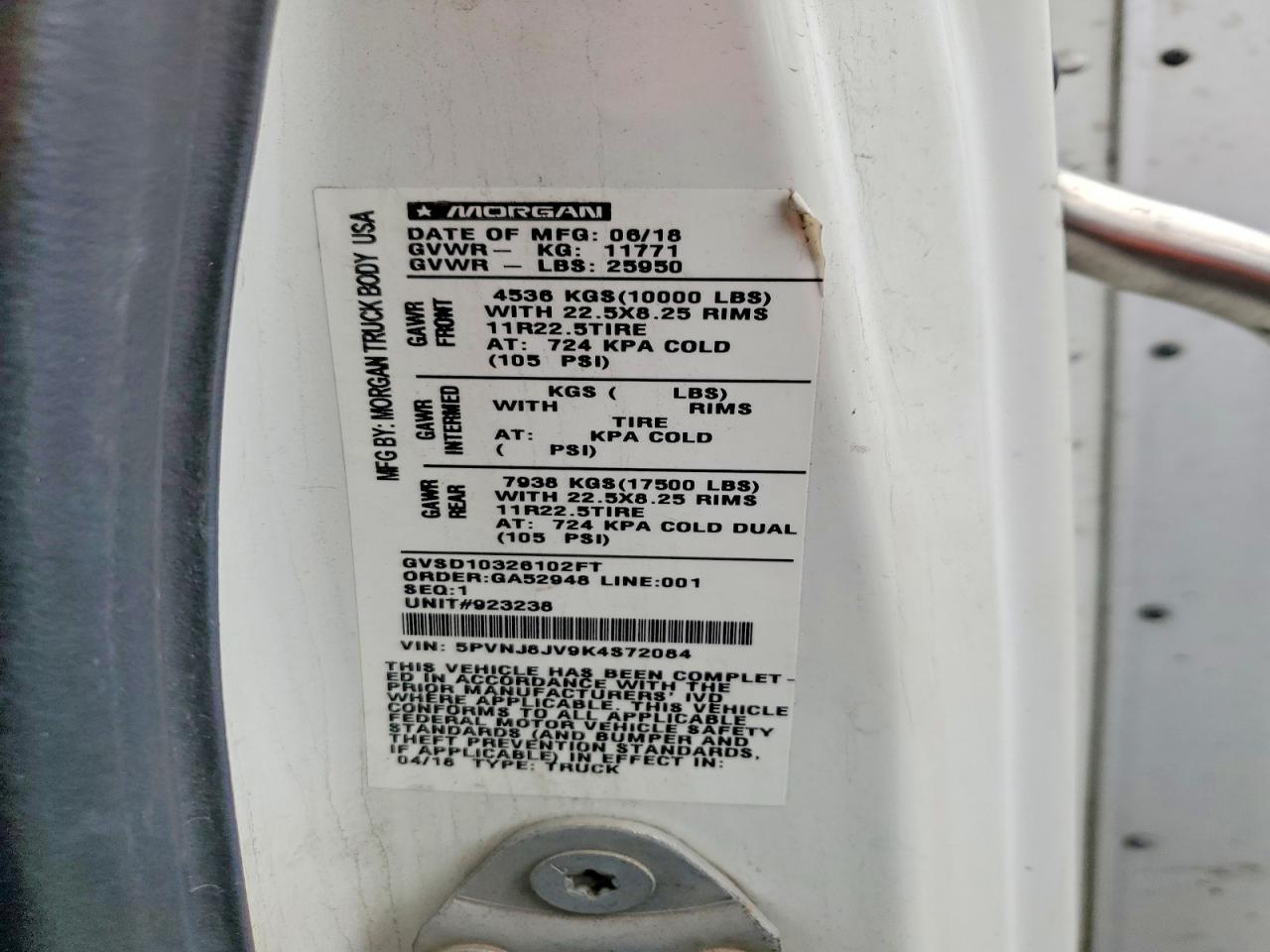 2019 Hino 258/268 BOX Truck