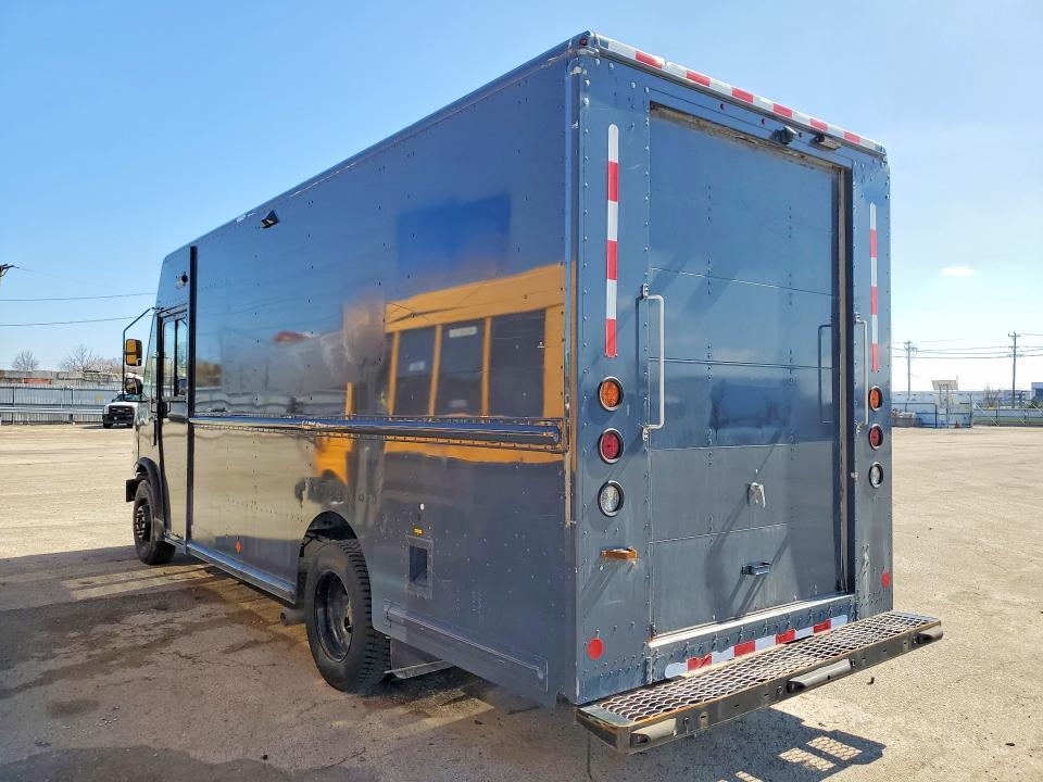 2020 Ford F59