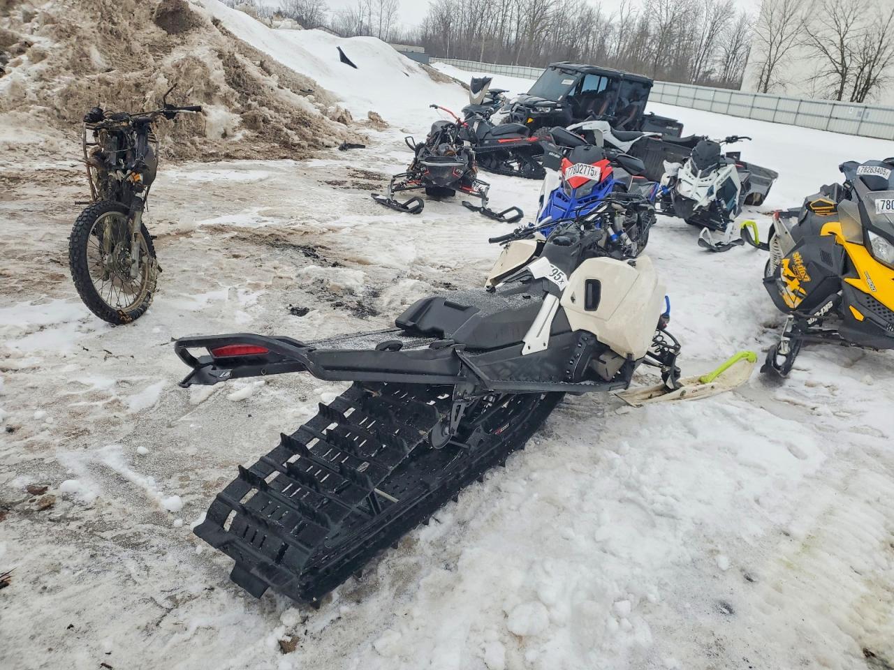 2018 Skidoo Freeride 154 S-38 85