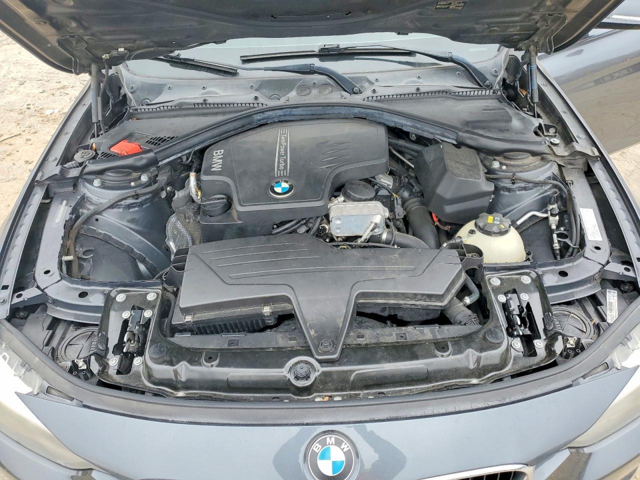 2015 BMW 320 i