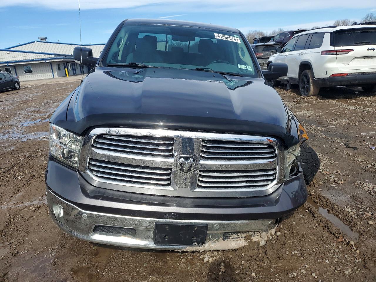 2018 Ram Trucks 1500 SLT