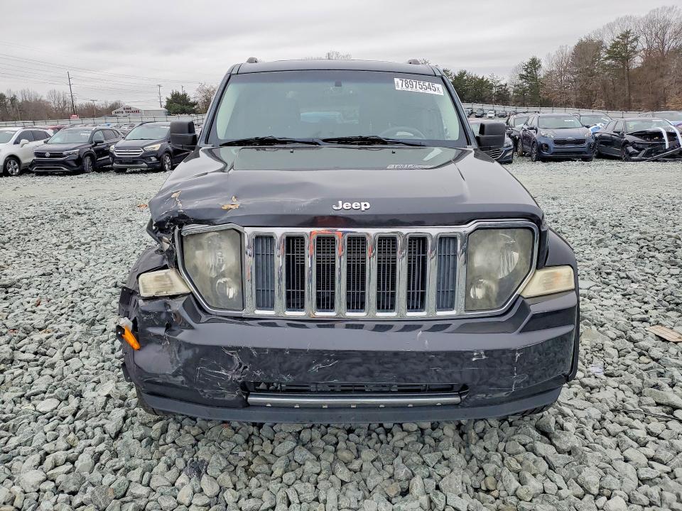 2012 Jeep Liberty jet
