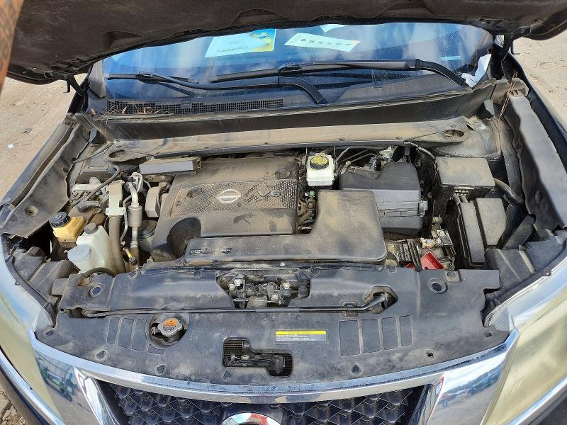 2015 Nissan Pathfinder sv