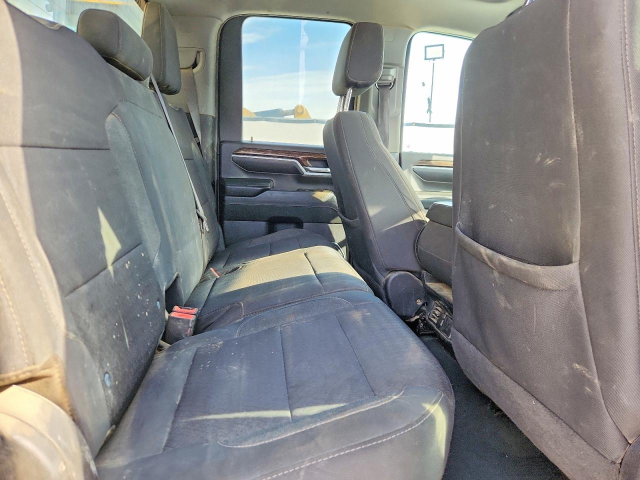 2024 GMC Sierra K2500 SLE