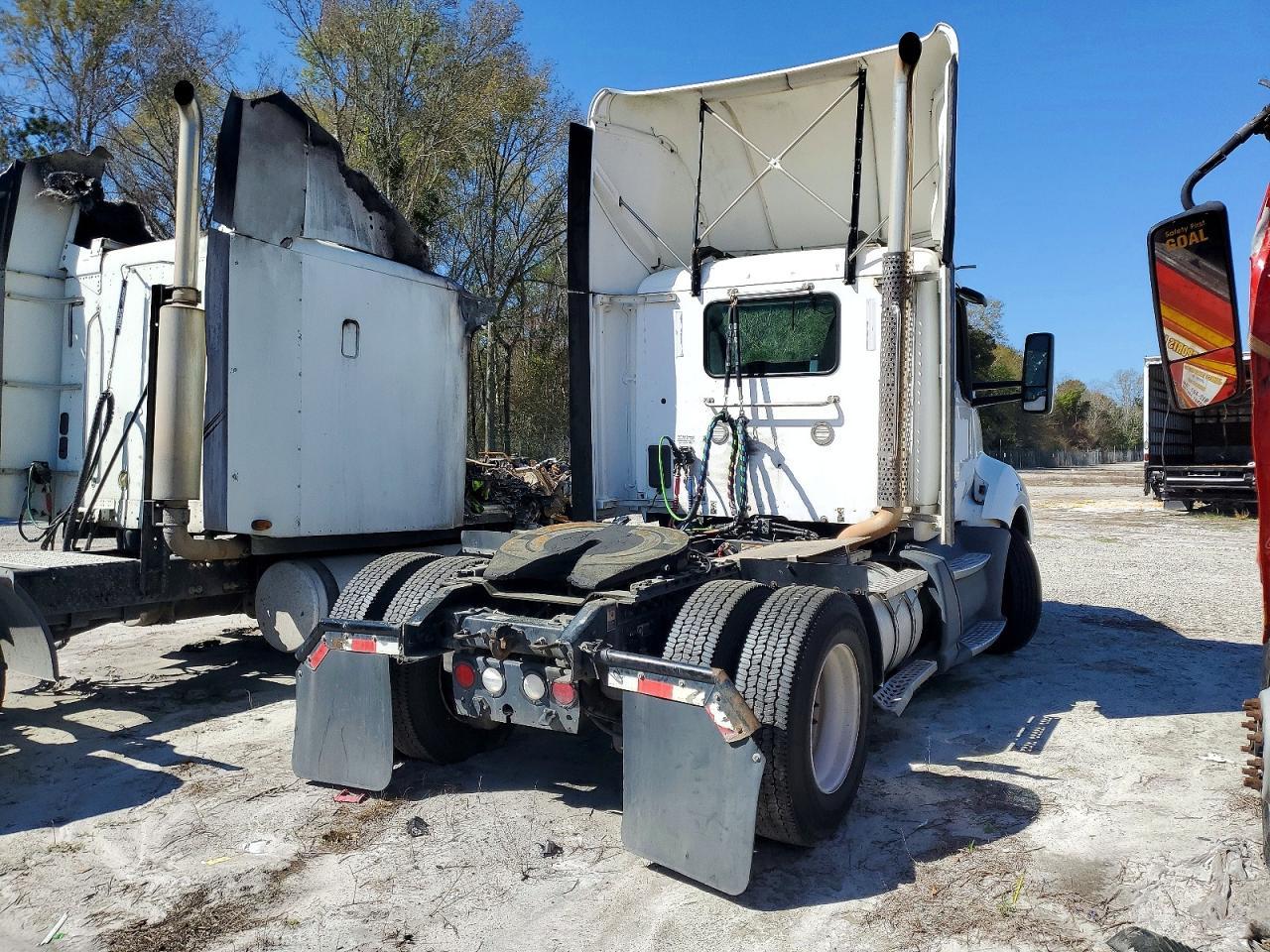 2019 Kenworth Construction T680