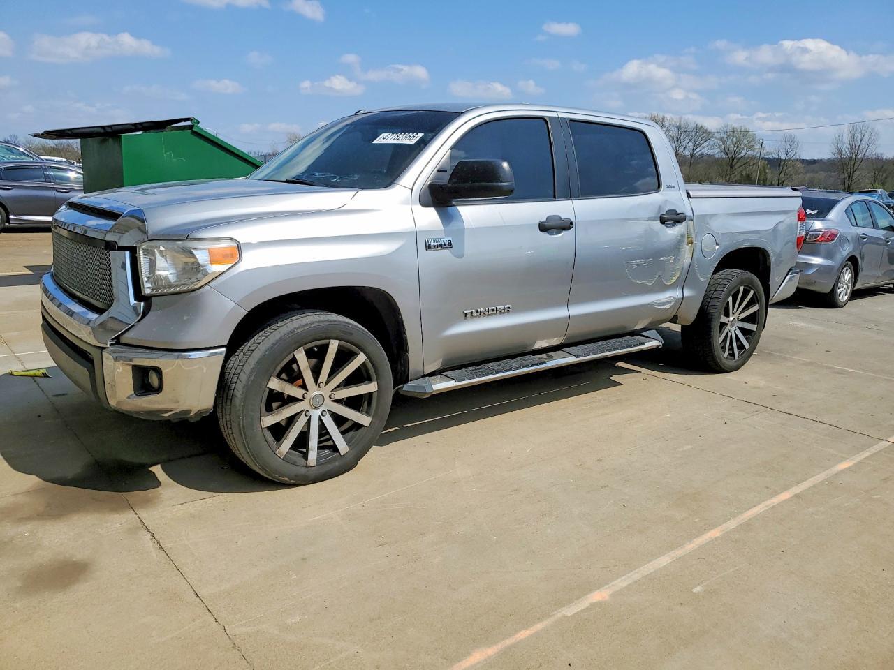 2015 Toyota Tundra SR5