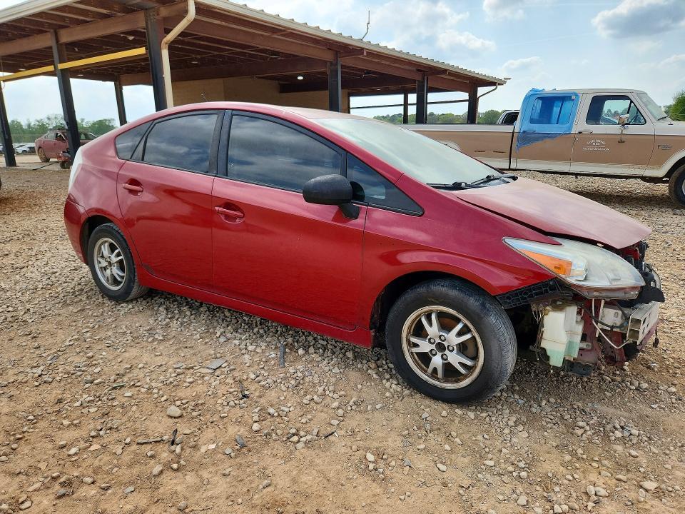 2010 Toyota Prius iii