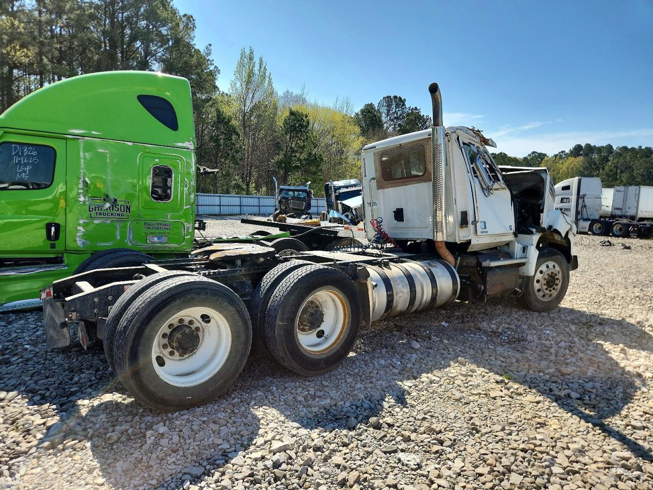 2018 Western Star 2018 Western Star 4700 Semi Truck