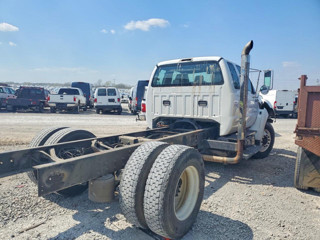 2015 Ford F750 Super Duty Truck Cab AND Chassis