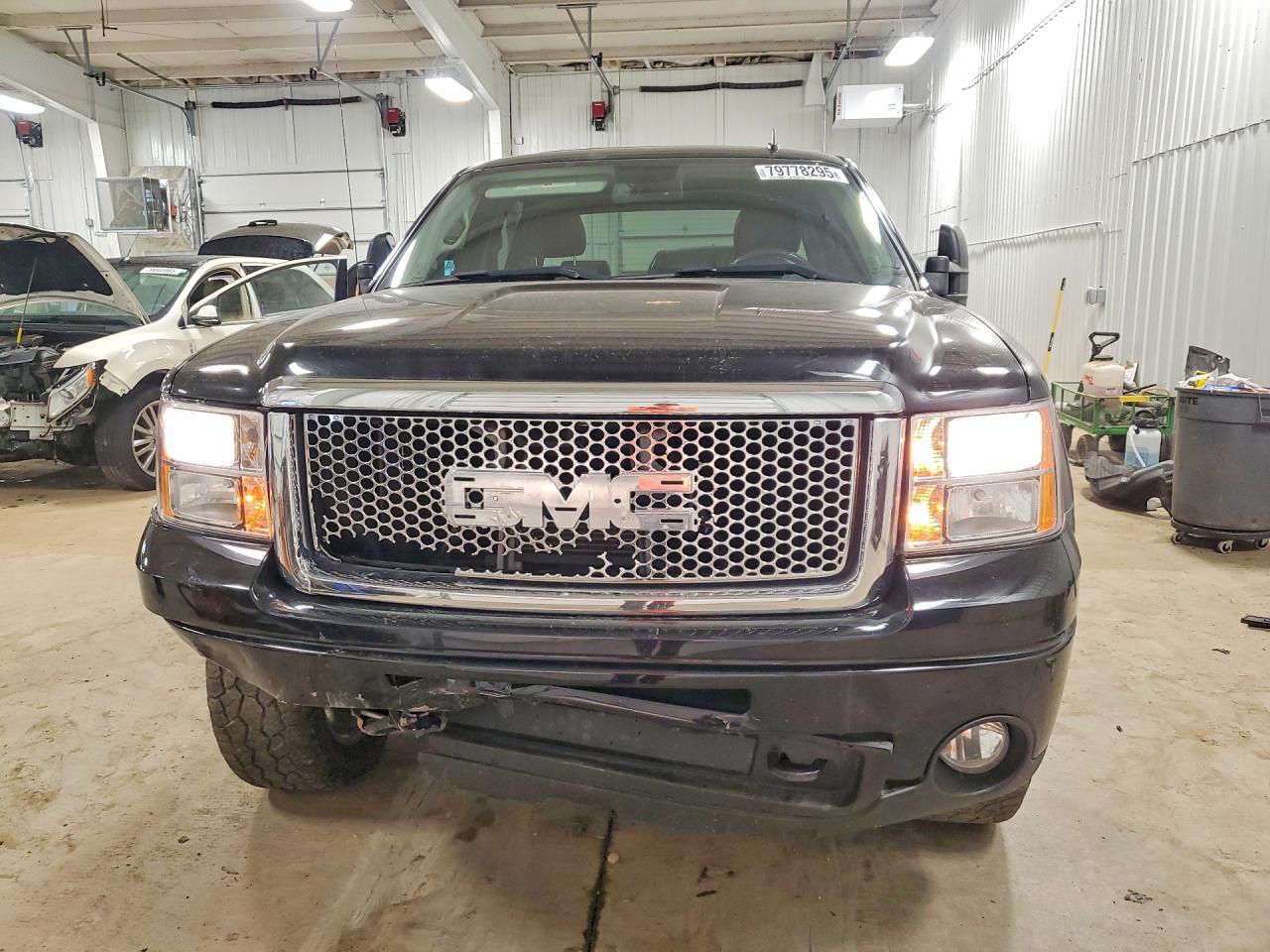 2013 GMC Sierra K1500 Denali