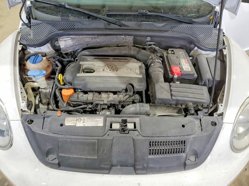 2012 Volkswagen Beetle Turbo