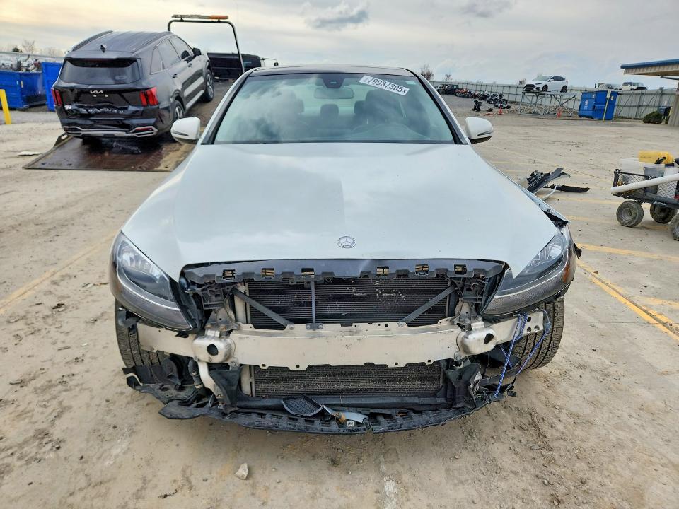 2016 Mercedes-Benz C300