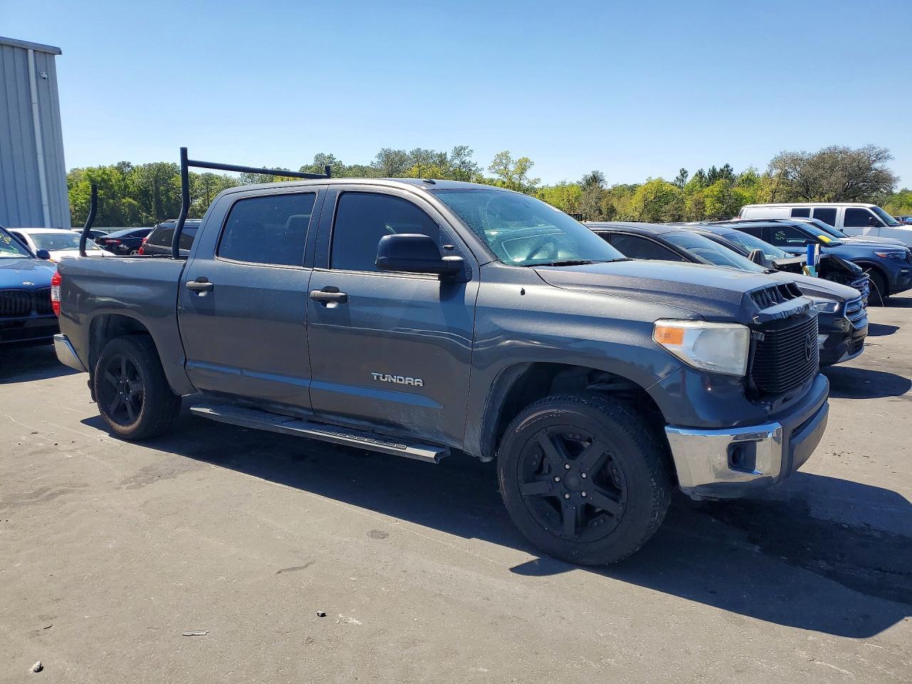 2017 Toyota Tundra SR5