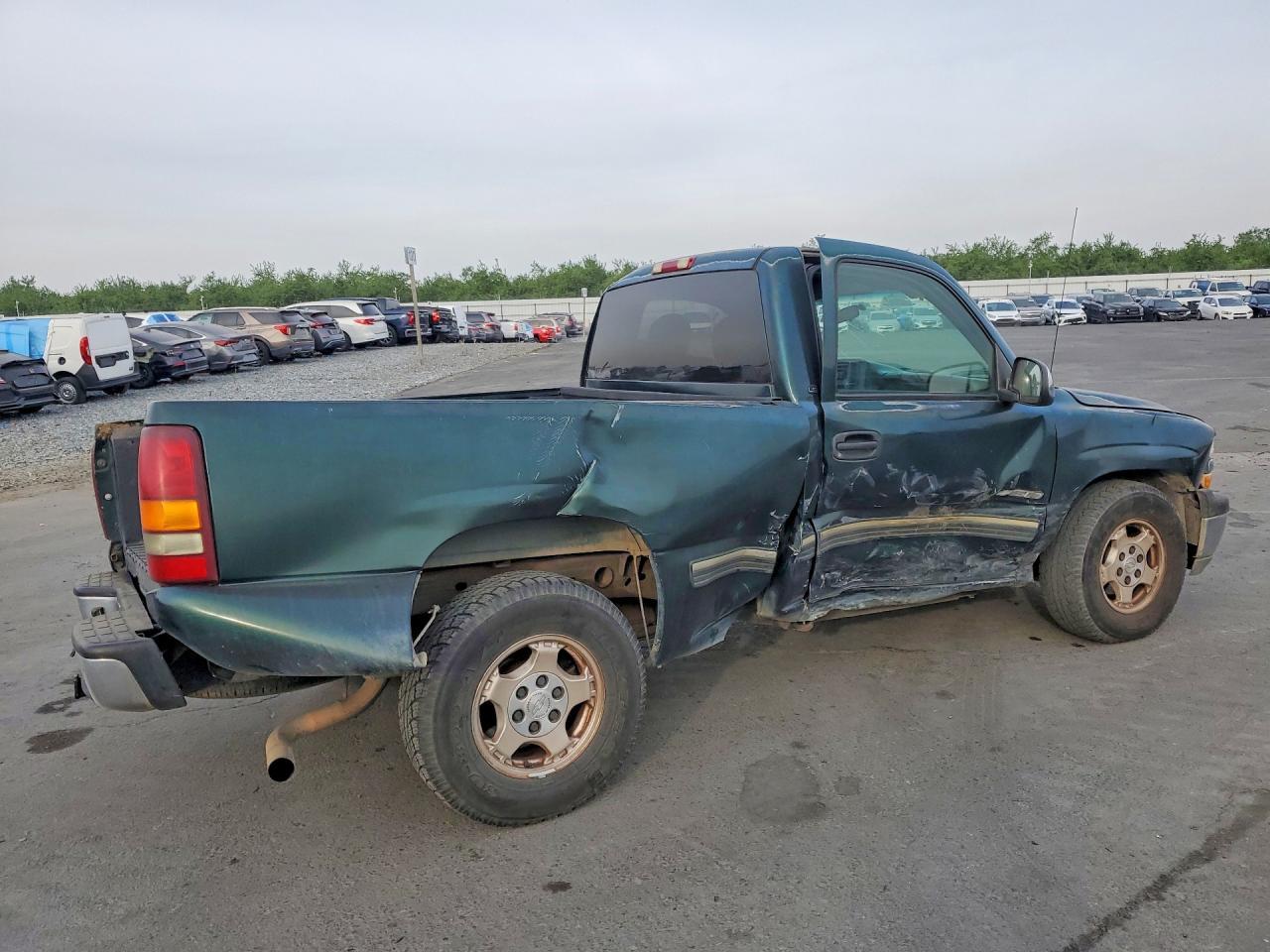 2002 Chevrolet Silverado C1500