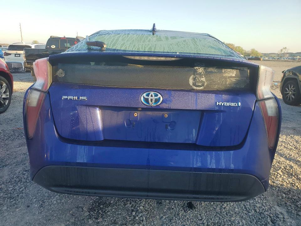 2016 Toyota Prius Three