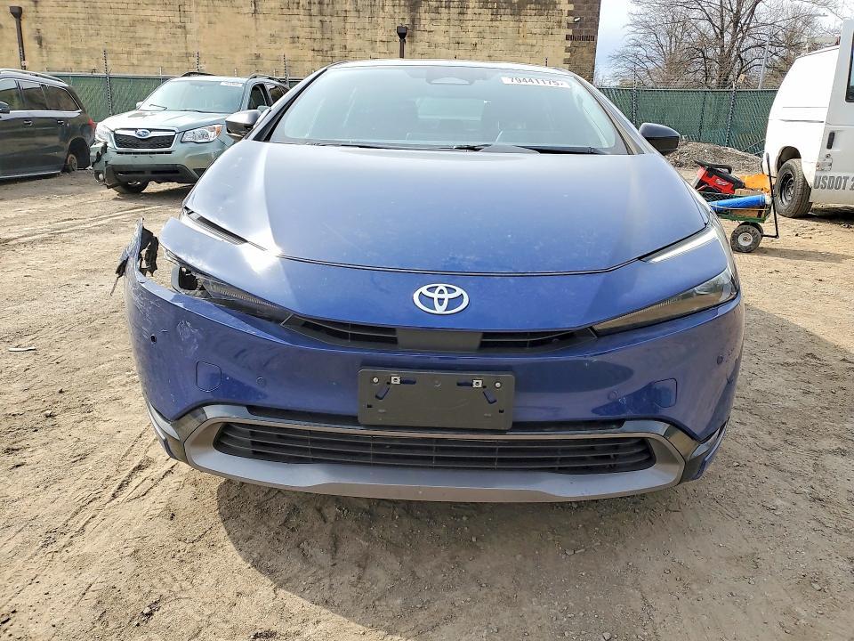 2024 Toyota Prius xle
