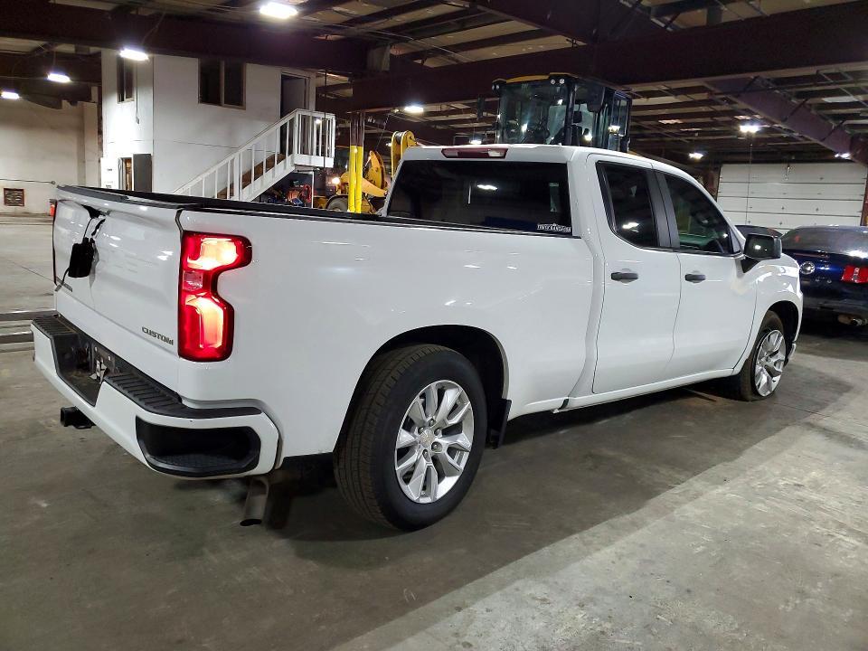 2021 Chevrolet Silverado K1500 Custom