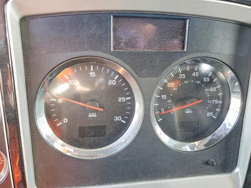 2013 Kenworth T660 Semi Truck