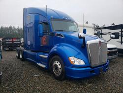 Salvage trucks for sale at Spanaway, WA auction: 2020 Kenworth Construction T680