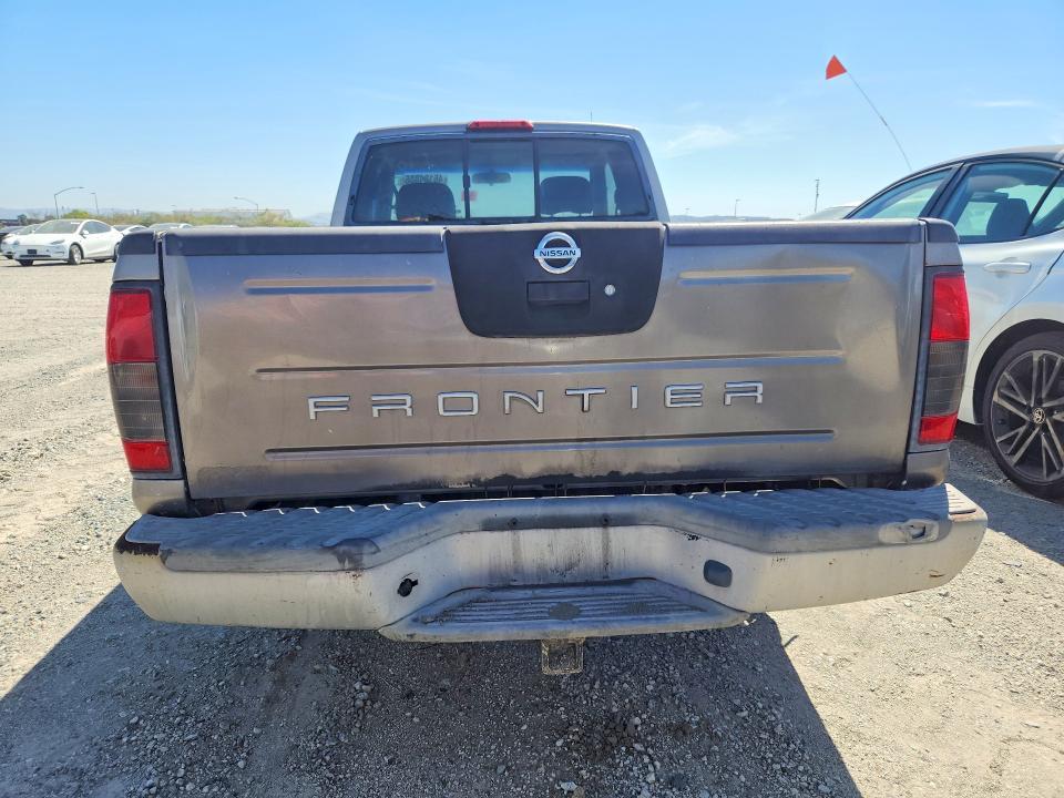 2004 Nissan Frontier Standard