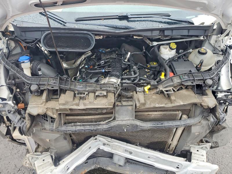 2020 Ford Transit 250 Medium Roof Delivery van