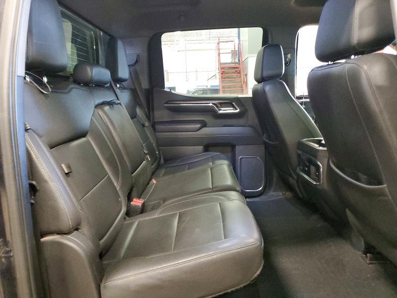 2023 GMC Sierra K1500 SLT