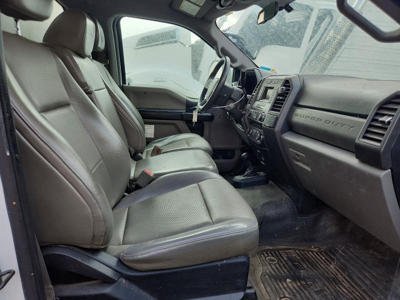 2018 Ford F550 Super Duty BOX Truck