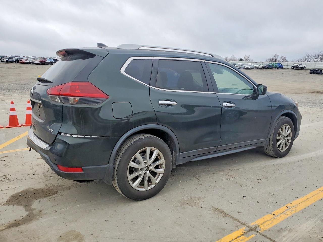 2019 Nissan Rogue sv