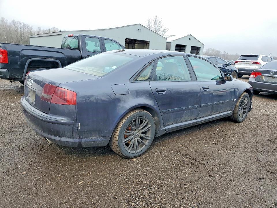 2005 Audi A8 4.2 Quattro