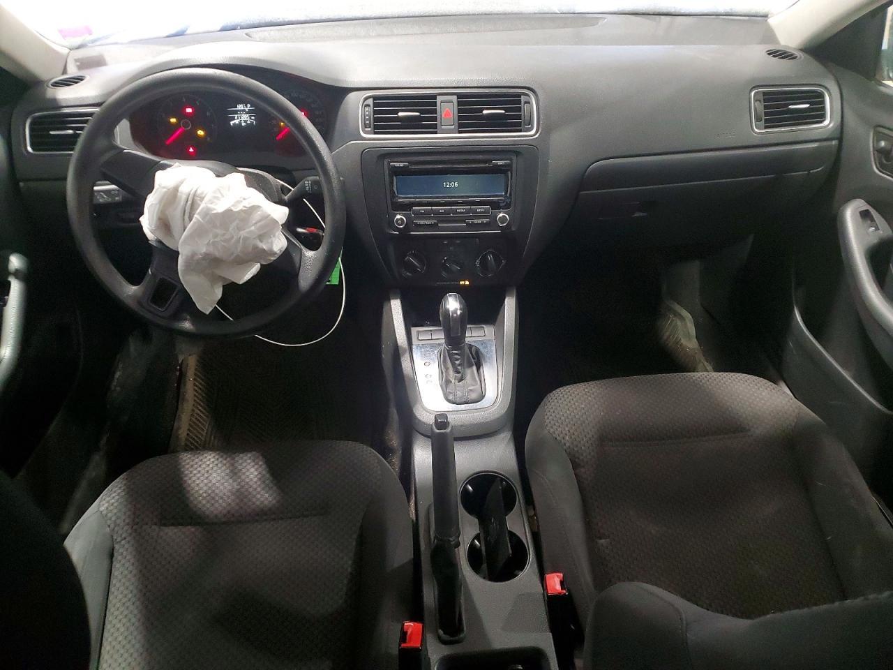 2012 Volkswagen Jetta Base