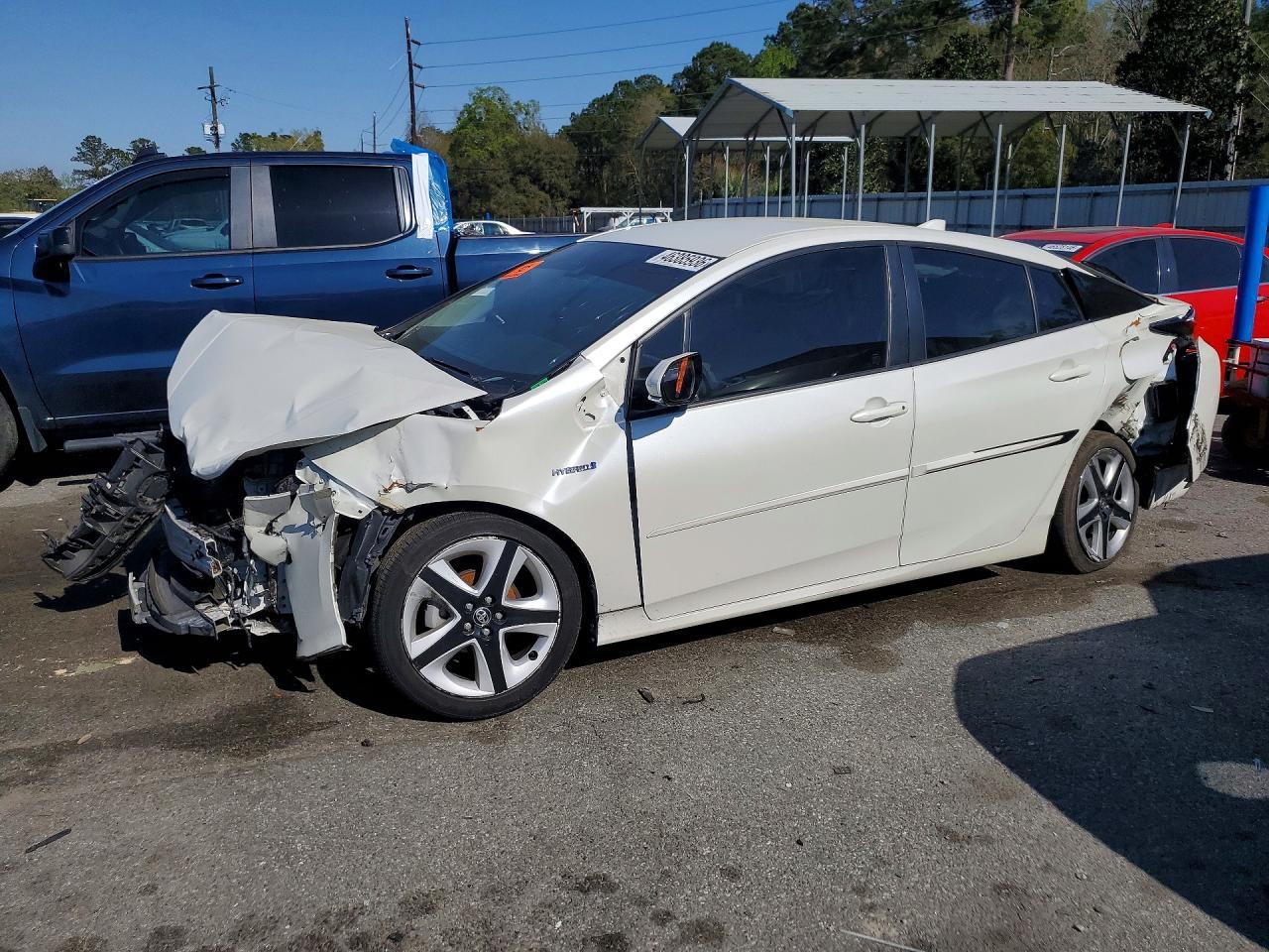 2016 Toyota Prius Three Touring