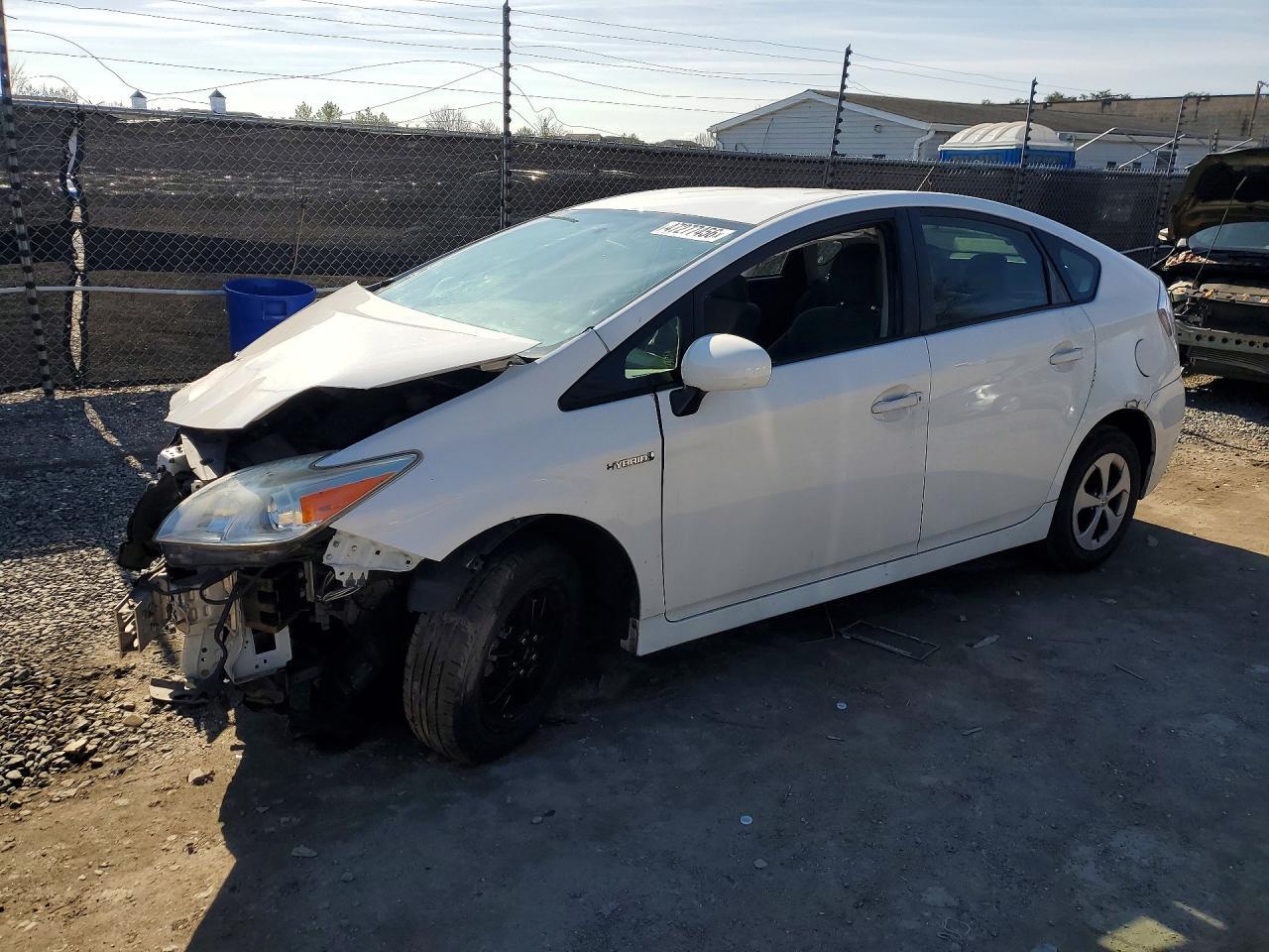 2014 Toyota Prius two