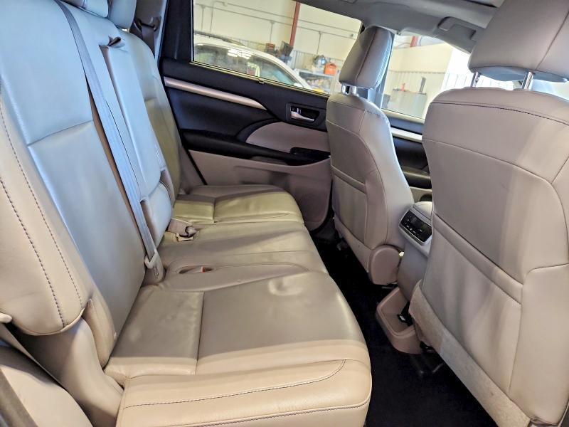 2016 Toyota Highlander xle