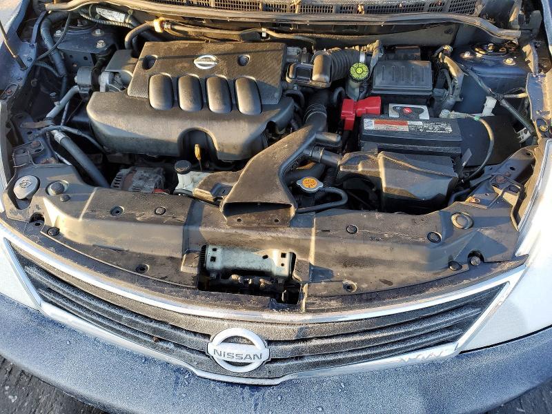 2011 Nissan Versa 1.8 s