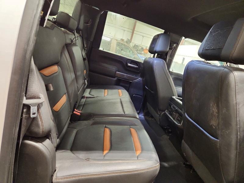 2023 GMC Sierra K2500 AT4