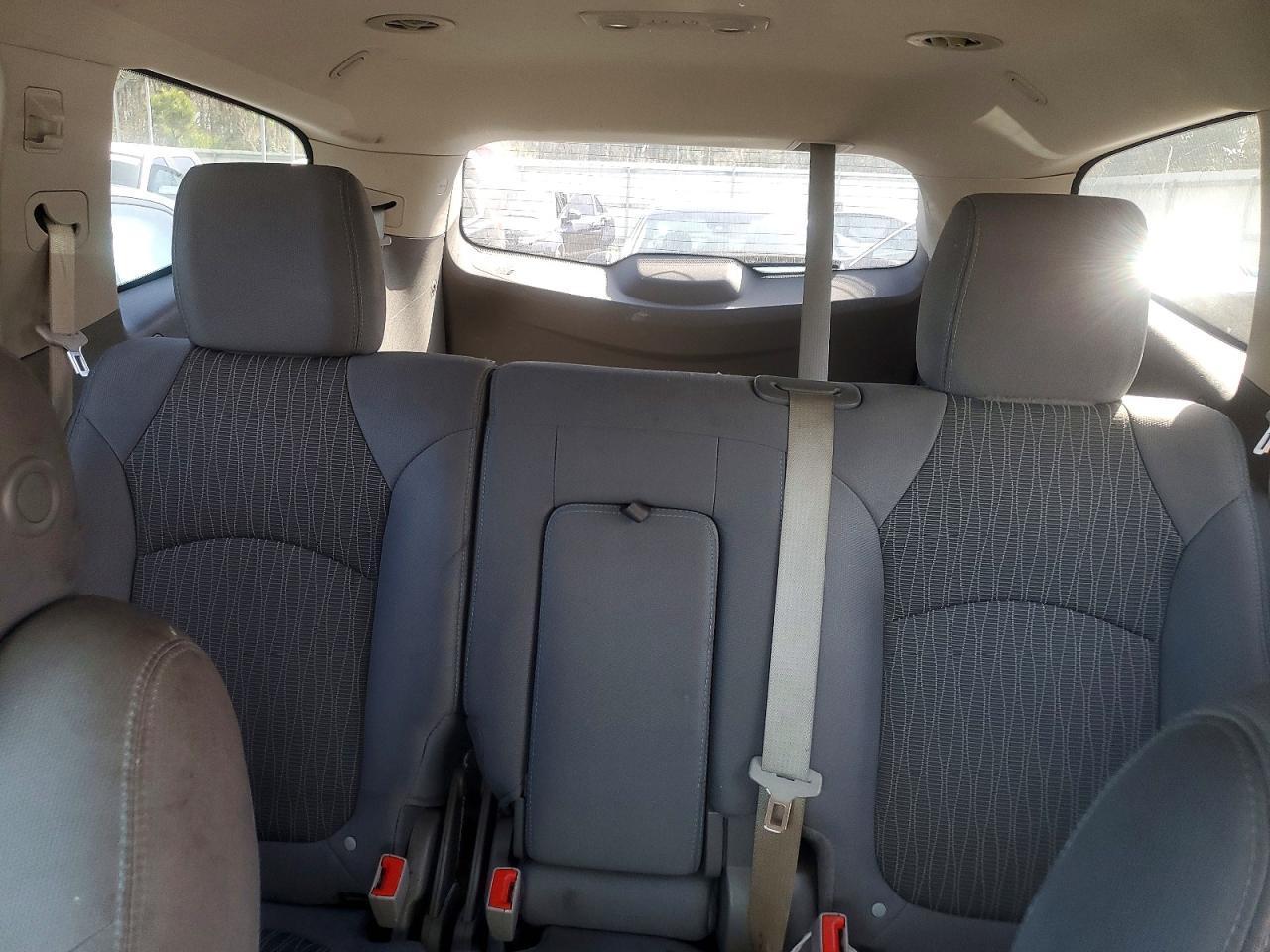 2017 Chevrolet Traverse ls