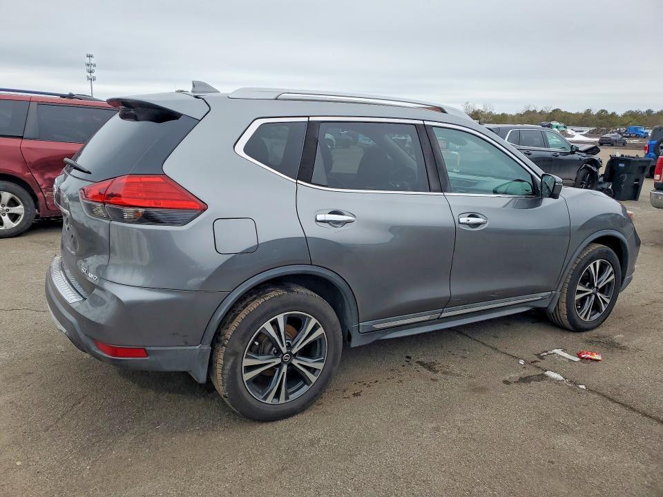 2017 Nissan Rogue sl