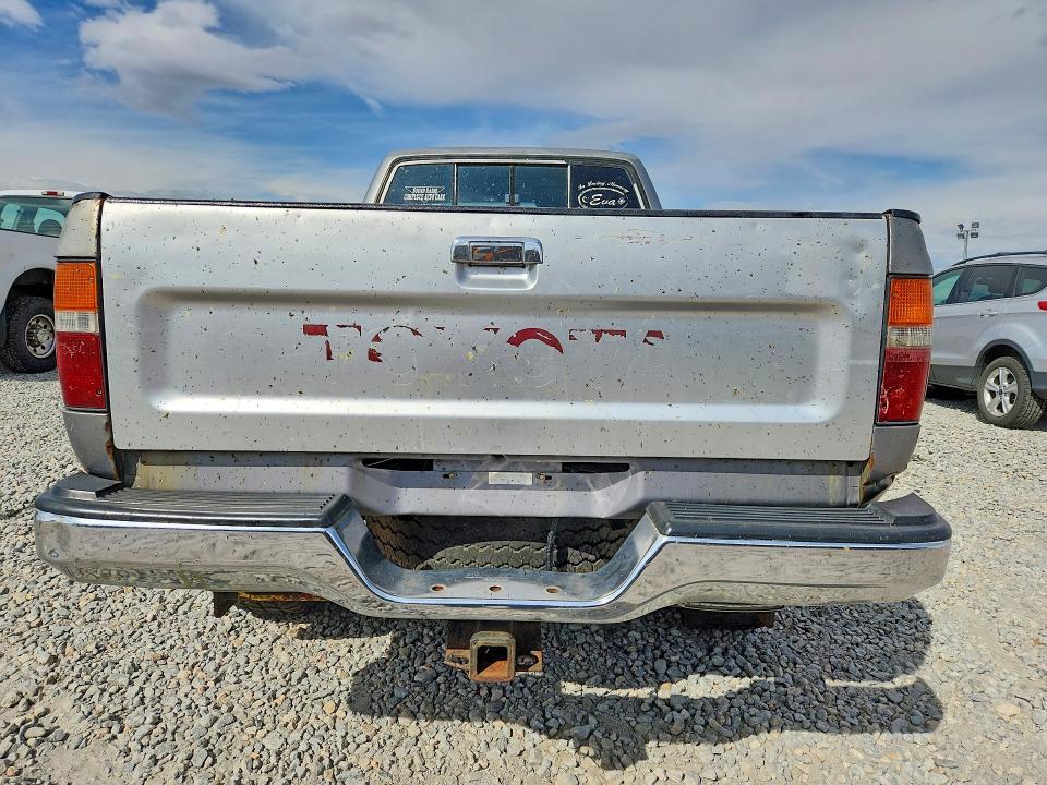 1993 Toyota Pickup Deluxe V6