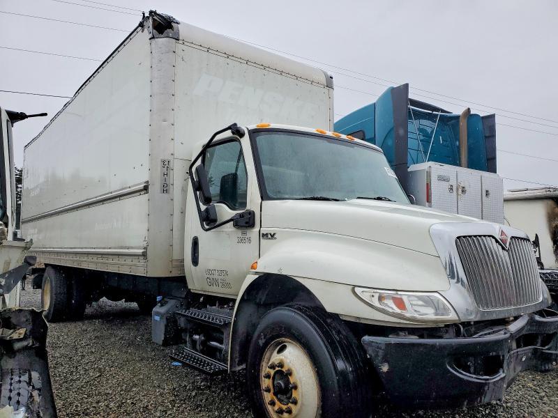 2020 International MV607 BOX Truck