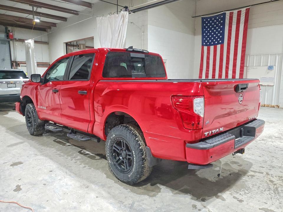 2022 Nissan Titan SV