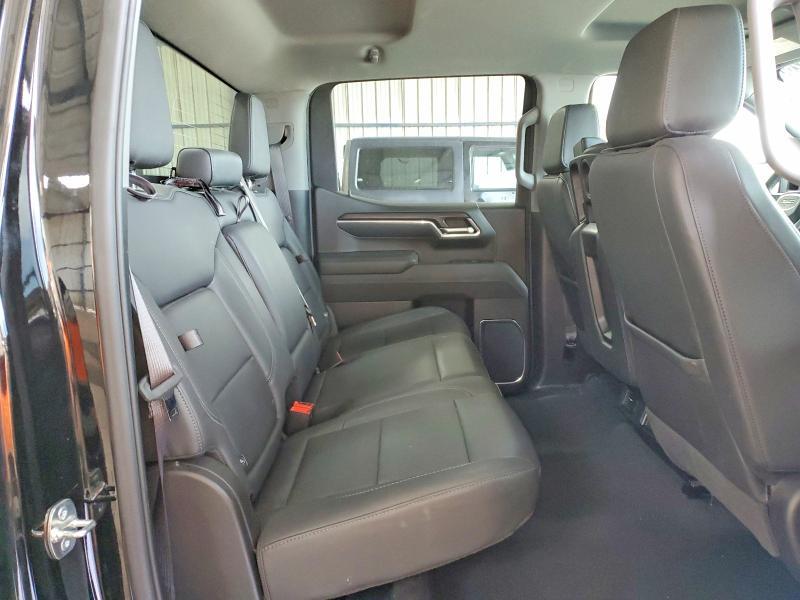 2025 GMC Sierra C1500 SLT