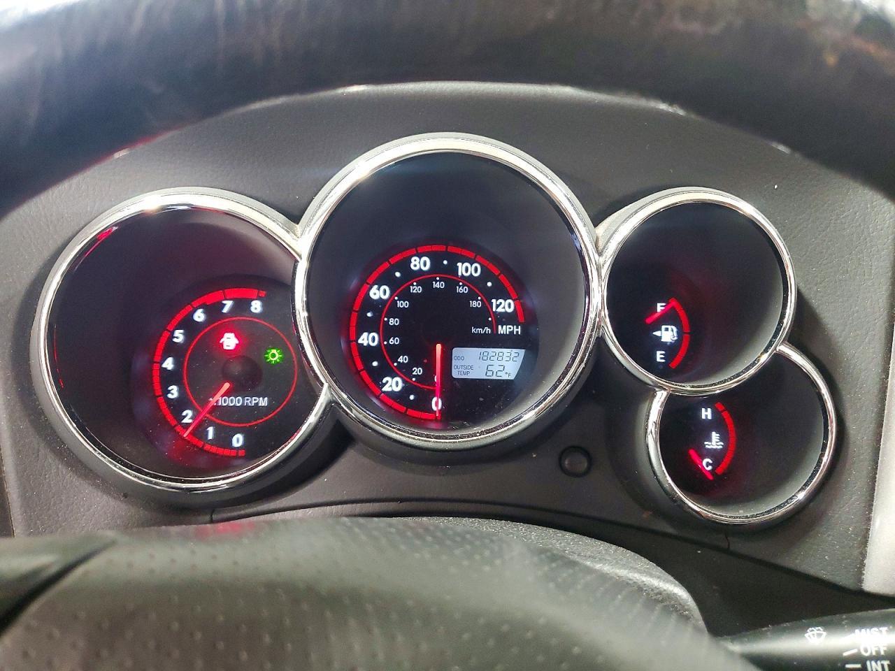 2008 Pontiac Vibe Base