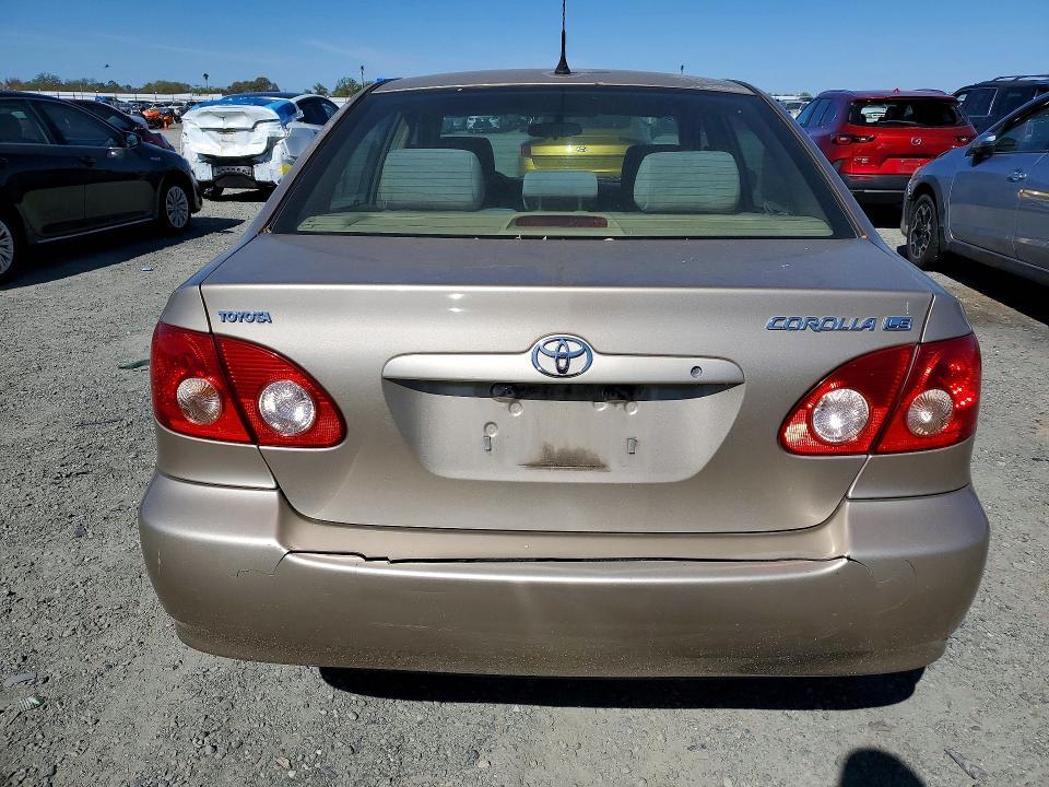 2005 Toyota Corolla le