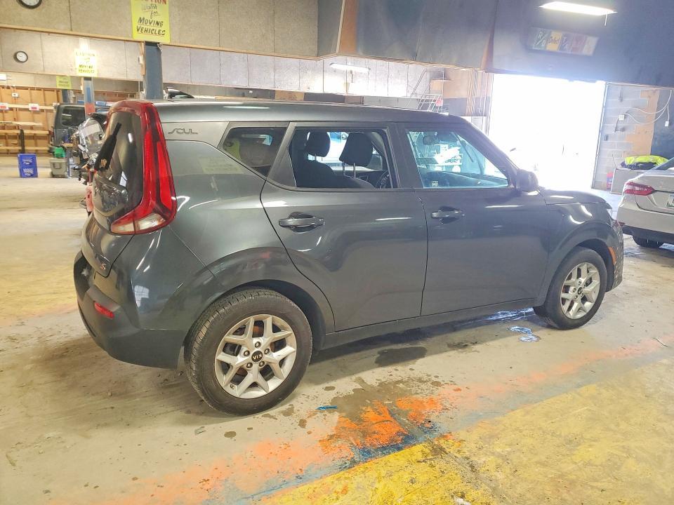 2021 KIA Soul s