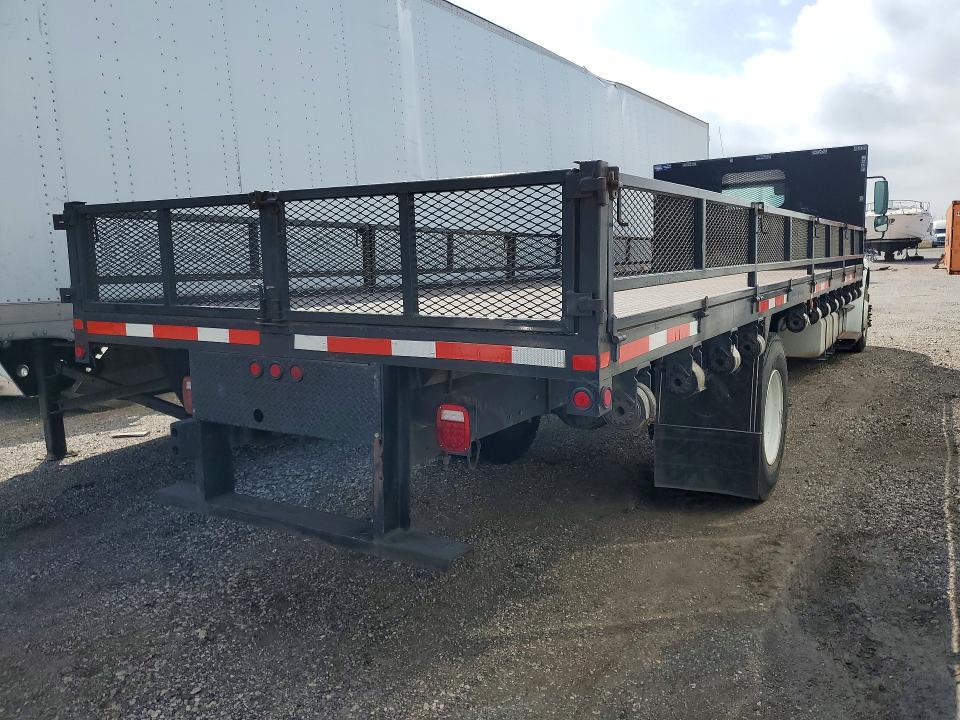 2015 Freightliner Business Class M2 Flatbed Truck