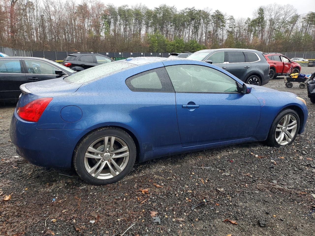 2009 Infiniti G37 Coupe x