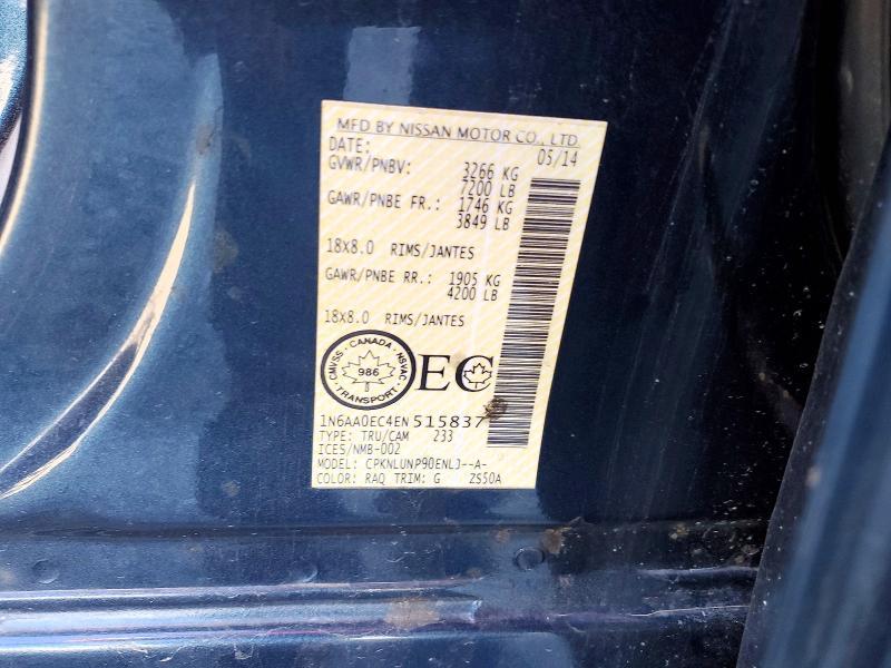 2014 Nissan Titan SV