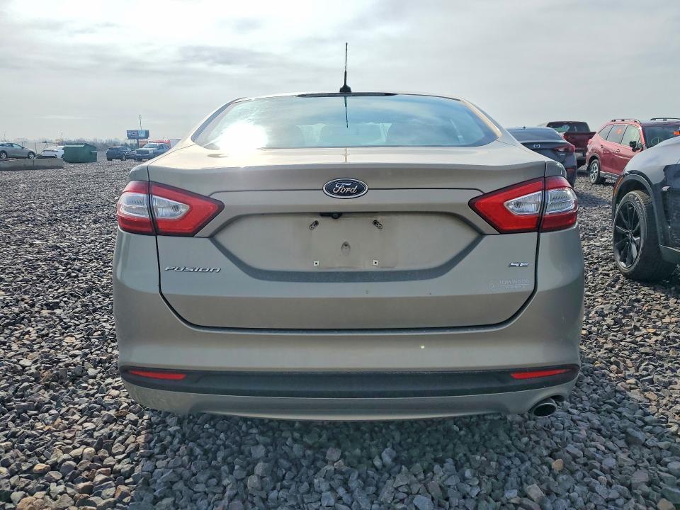 2016 Ford Fusion se